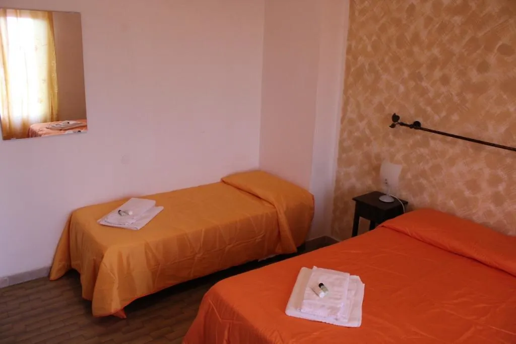Le Rocche Guest House Castiglione d'Orcia Italy